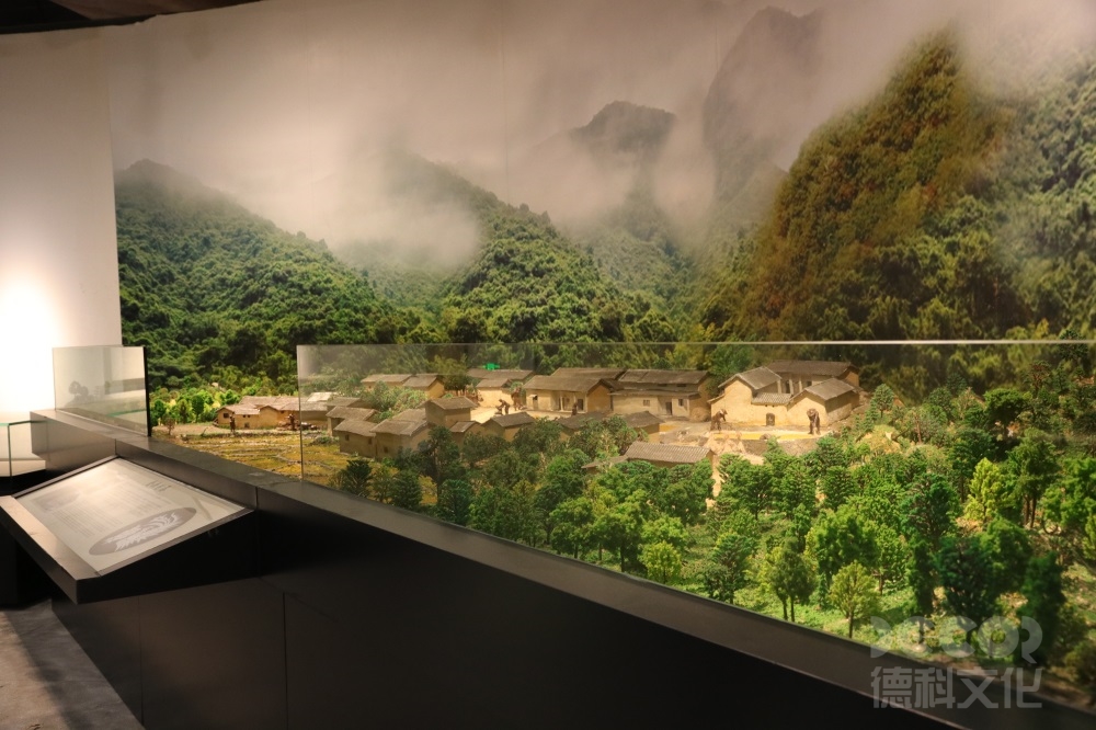 地方博物館設(shè)計(jì)中如何考慮展示和解說手段的創(chuàng)新和多樣性？