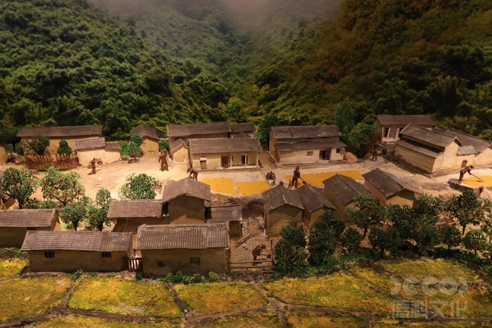 地方博物館設(shè)計(jì)中如何考慮可持續(xù)發(fā)展和資源利用的要求？